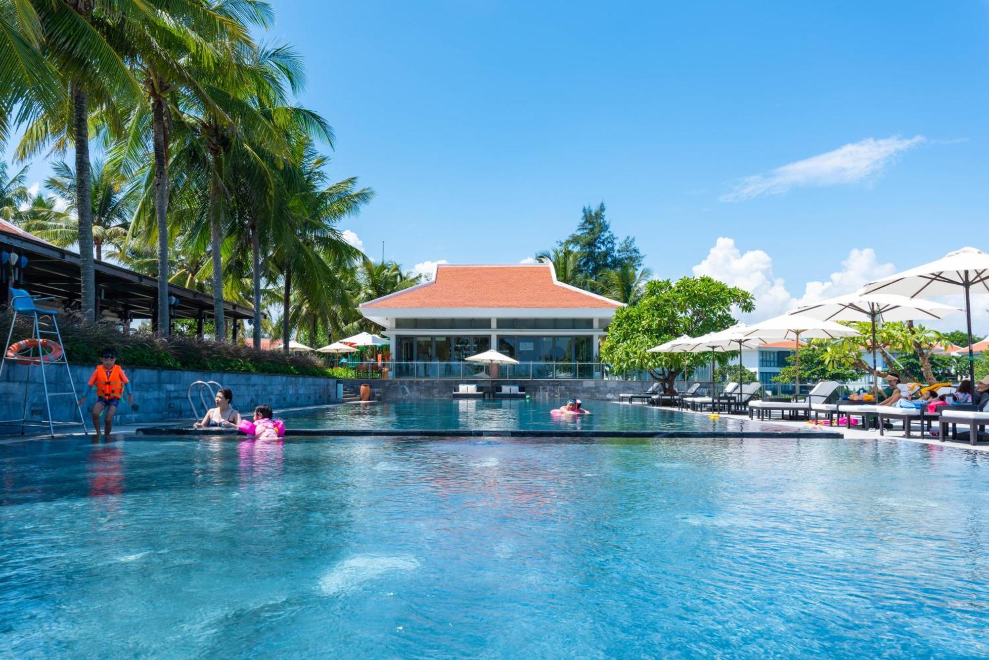 Memories Holiday Beach Villa دا نانغ المظهر الخارجي الصورة