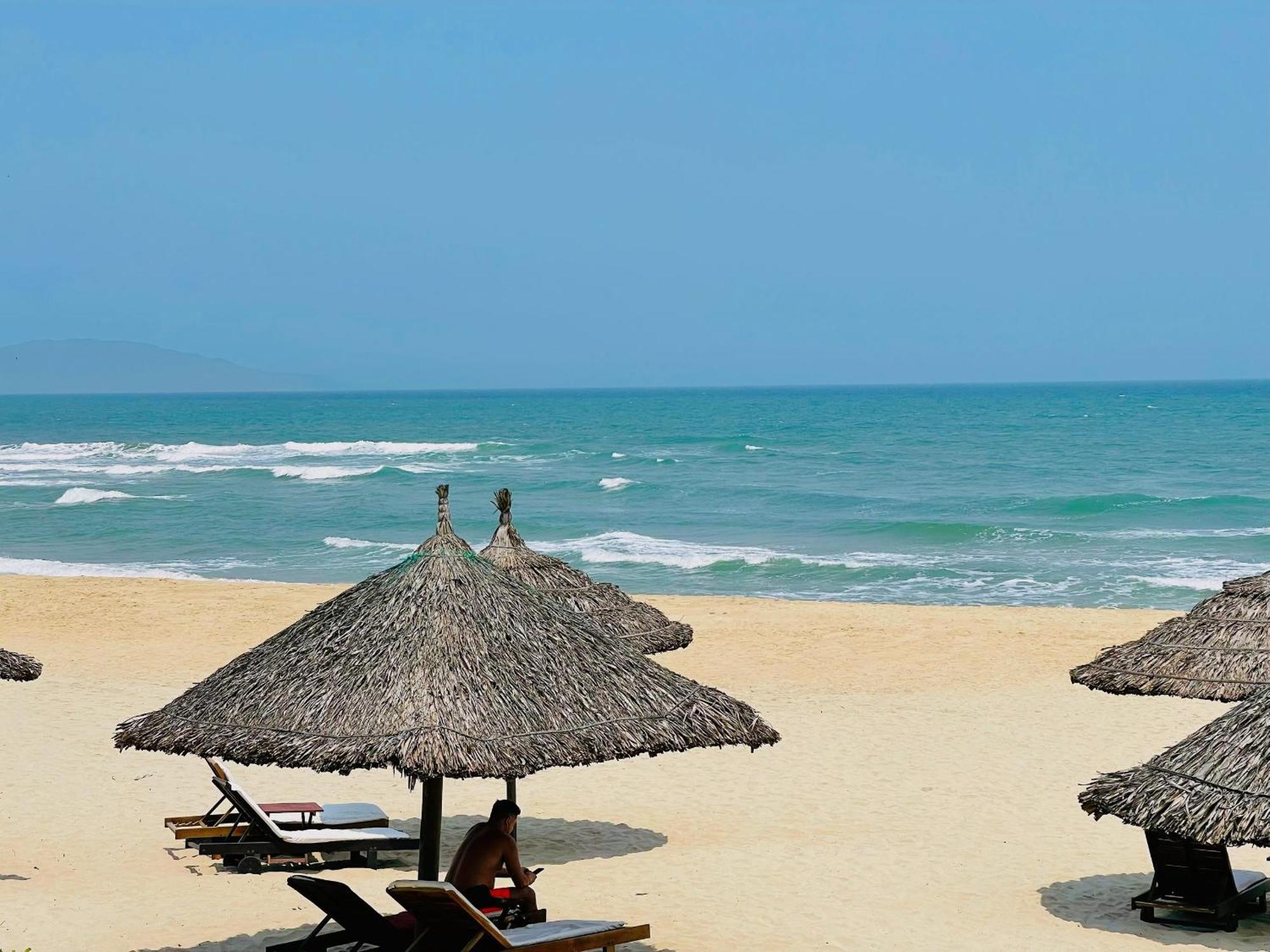 Memories Holiday Beach Villa دا نانغ المظهر الخارجي الصورة